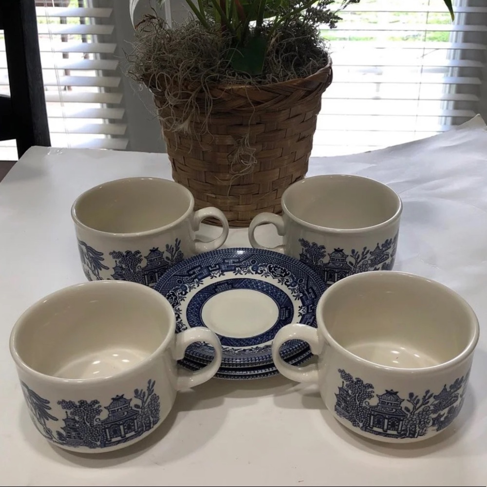 Churchill Made in England Breakfast Cup & Saucers